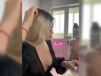 James-Eva0 webcam bongacams model stream image