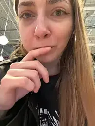 Sunny___Bunny webcam model stream image