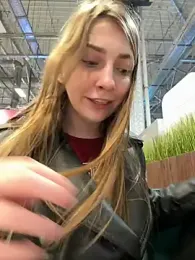 Sunny___Bunny webcam model stream image