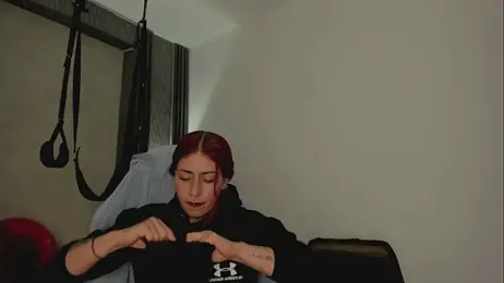 selene_red_ webcam model stream image