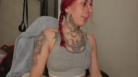 selene_red_ webcam model stream image