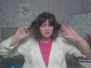 Stacey L webcam model stream image