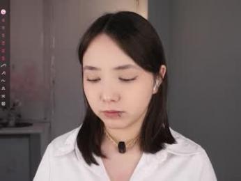 zara_shine webcam chaturbate model stream image