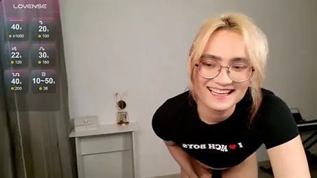 CuteYukiKun webcam model stream image