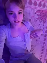 Cutiepiespanks webcam model stream image