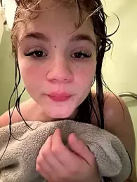 Cutiepiespanks webcam model stream image