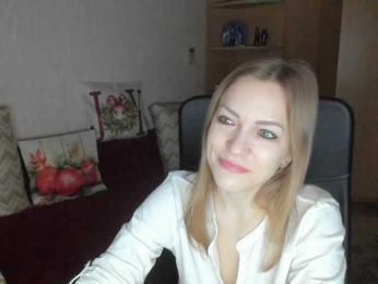 SilviaSweet webcam bongacams model stream image