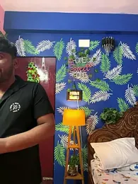 V-Hot-Sweti webcam stripchat model stream image