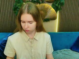 Alida Brace webcam model stream image