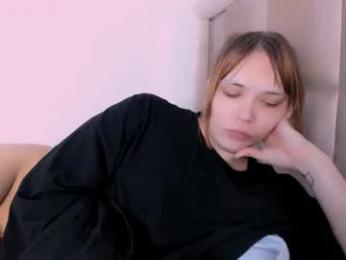 yomoyoo webcam model stream image