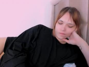 yomoyoo webcam chaturbate model stream image