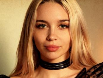 AliceWoody webcam livejasmin model stream image