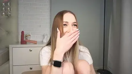 heidas_dream webcam stripchat model stream image