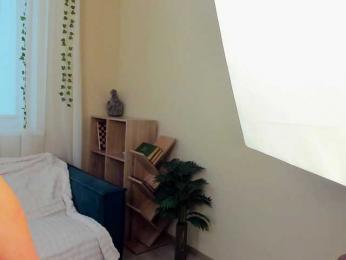 MonikaPinch webcam model stream image