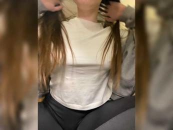 Kitty-Puppy webcam model stream image