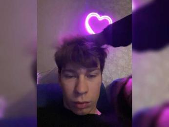 Kitty-Puppy webcam model stream image