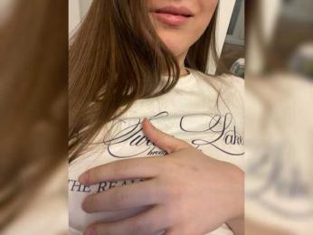 Kitty-Puppy webcam model stream image