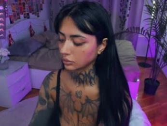 light_my_f1re webcam model stream image