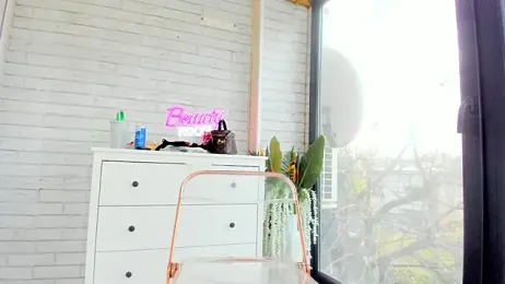 Britney_Charm_ webcam model stream image