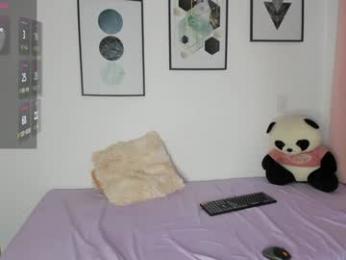 abigail_w webcam model stream image