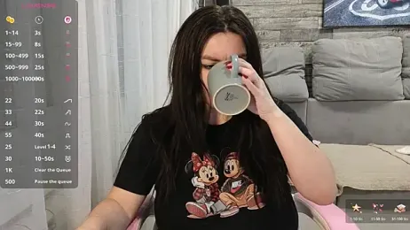 Vika_loves_you webcam model stream image