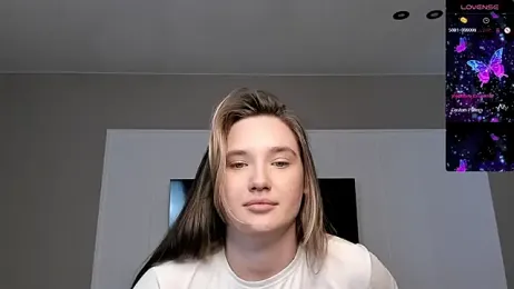 Holly_Molii webcam model stream image