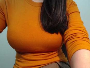 SalaChan webcam model stream image