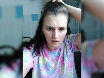 LisaLovHoney webcam model stream image