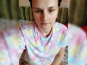 LisaLovHoney webcam model stream image