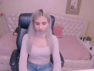 Kera S webcam model stream image