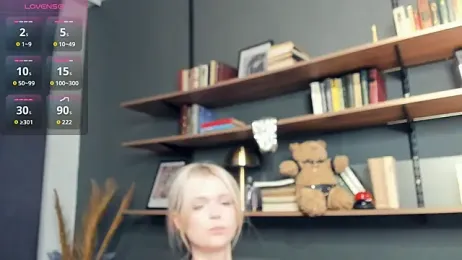 LaureMestler webcam stripchat model stream image