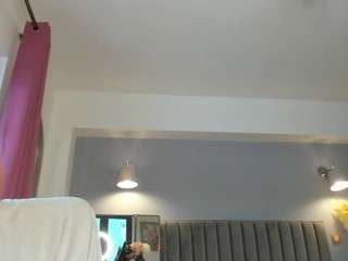 awesome-jolie webcam camsoda model stream image