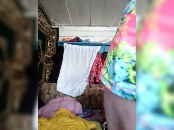 Madam-oss webcam bongacams model stream image