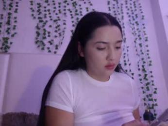 emma_johnson_ webcam model stream image