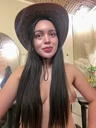 TS-SimplyTheBest webcam model stream image