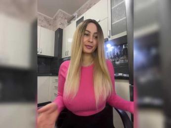 your_girlfriend webcam bongacams model stream image