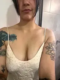 roxy_hell webcam model stream image