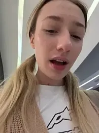 Lia__Love webcam model stream image