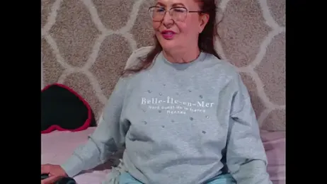 Hottie-Mom webcam model stream image