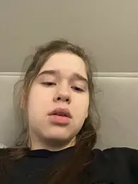 HornyGirlH webcam model stream image