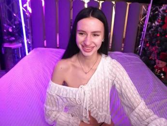 SnowWhiteee webcam bongacams model stream image