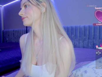 Monika-22 webcam bongacams model stream image