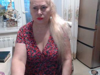 MonaMonako webcam model stream image