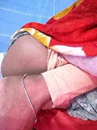 124pakhi webcam stripchat model stream image