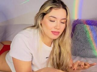 Lady Moonroe webcam model stream image