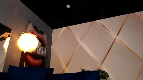 OksanaOcean webcam model stream image