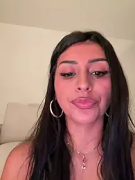 sweetAli_ webcam model stream image