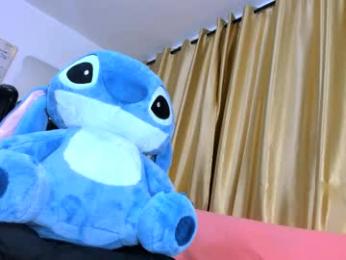 sarabella_hr webcam model stream image