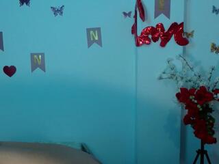 Aixa Coral webcam model stream image