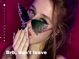 Juliane Farnese webcam model stream image